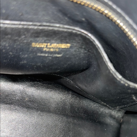 Saint Laurent Black Leather Tote with Gold Logo - Picture 6 of 9